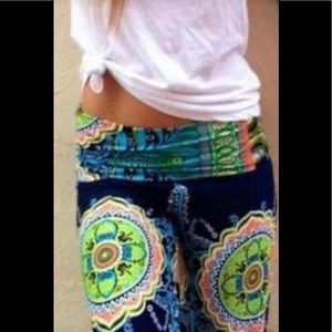 Tie dye like pattern palazzo pants